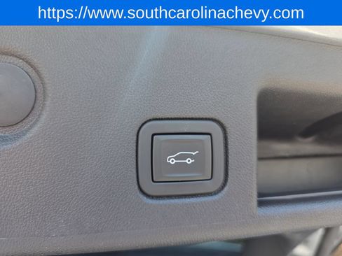 Used 2024 Chevrolet Equinox LT FWD image 39