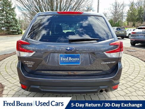 Used 2022 Subaru Forester Base image 6