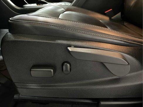 Used 2021 Chevrolet Colorado ZR2 image 12