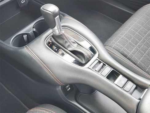 Used 2025 Honda HR-V Sport image 19