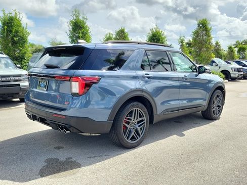 Certified 2025 Ford Explorer ST w/ Sun And Sound Package RWD image 7