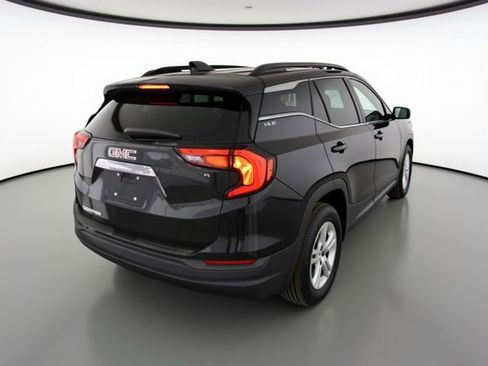 Used 2020 GMC Terrain SLE w/ Driver Convenience Package image 6