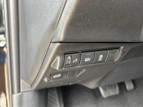 New 2026 Toyota Corolla Cross XLE image 24