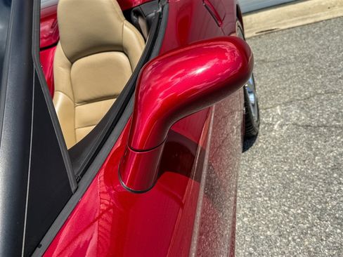 Used 2008 Chevrolet Corvette Convertible w/ Preferred Equipment Group RWD image 19