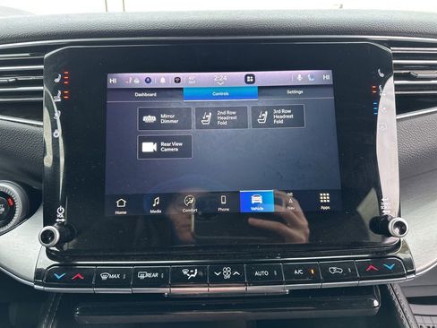 Used 2024 Jeep Wagoneer Series II AWD/4WD image 49