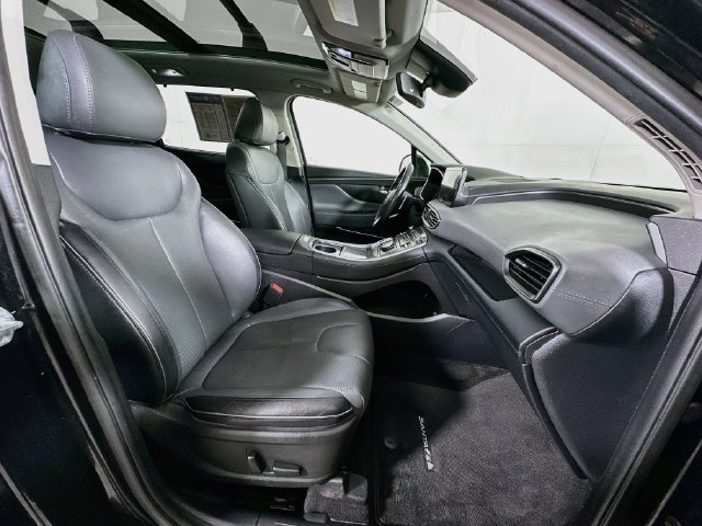 Used 2022 Hyundai Santa Fe SEL w/ Convenience + Premium Package AWD/4WD image 31
