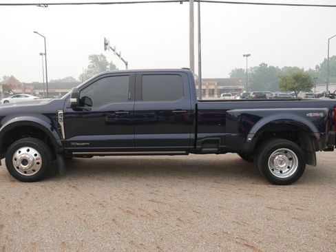Used 2023 Ford F450 Lariat w/ Lariat Ultimate Package AWD/4WD image 9