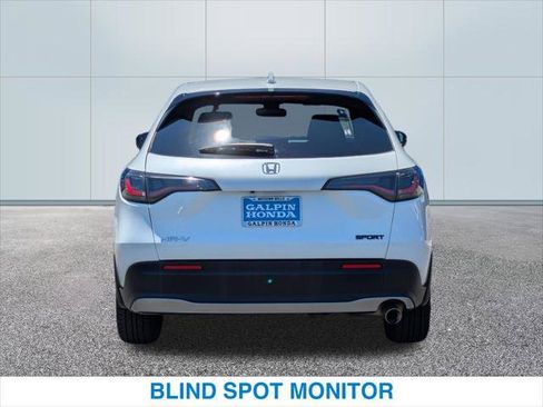 Used 2023 Honda HR-V Sport image 8