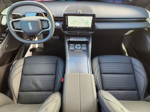 New 2026 Lincoln Nautilus Reserve w/ Jet Appearance Package AWD/4WD image 11