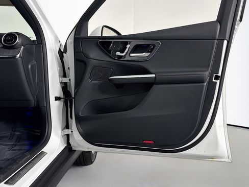 New 2026 Mercedes-Benz GLC 300 image 23