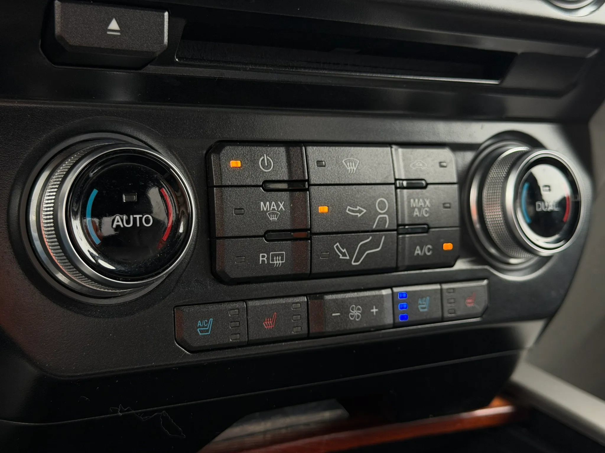 Used 2017 Ford F250 King Ranch AWD/4WD image 40