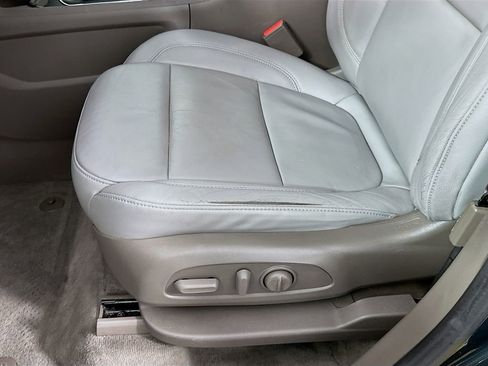 Used 2018 Chevrolet Traverse LT image 20