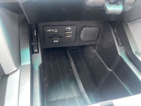 Used 2015 Ford Explorer Sport AWD/4WD image 25
