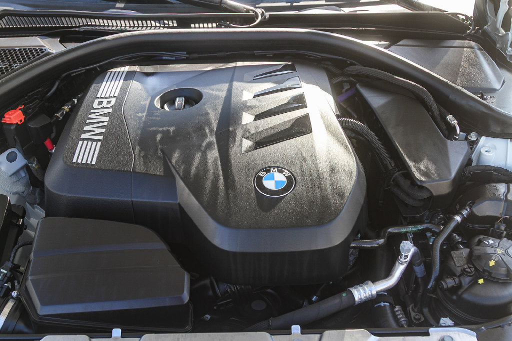 Used 2026 BMW 330i Sedan w/ Convenience Package RWD image 22