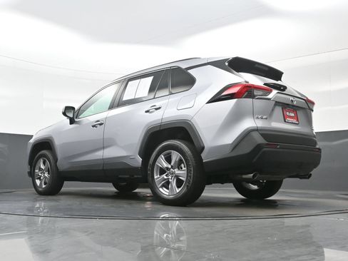 Used 2022 Toyota RAV4 XLE w/ Convenience Package AWD/4WD image 31