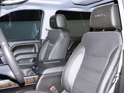 Used 2016 GMC Sierra 2500 Denali w/ Duramax Plus Package image 18