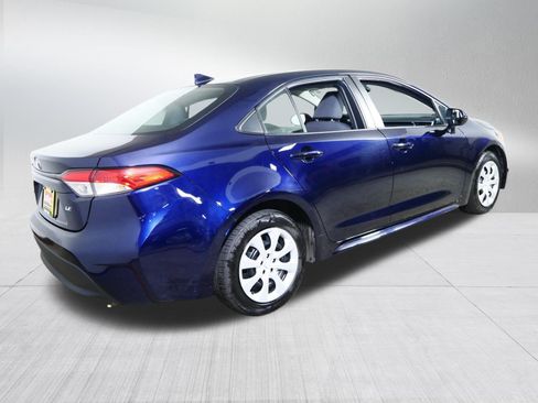 Used 2024 Toyota Corolla LE FWD image 7