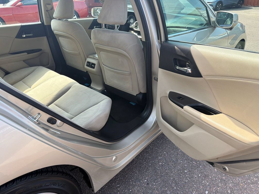 Used 2014 Honda Accord EX image 14