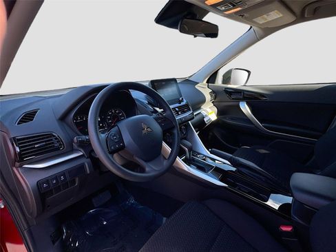 New 2026 Mitsubishi Eclipse Cross LE image 9