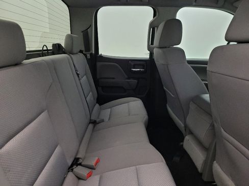 Used 2018 Chevrolet Silverado 1500 Custom w/ Custom Value Package RWD image 19