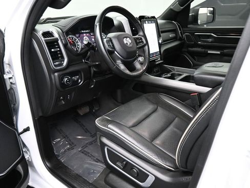 Used 2023 RAM 1500 Laramie AWD/4WD image 2