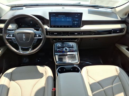 Certified 2023 Lincoln Nautilus Reserve AWD/4WD image 14