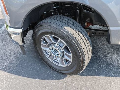 Used 2024 Ford F250 Lariat AWD/4WD image 30