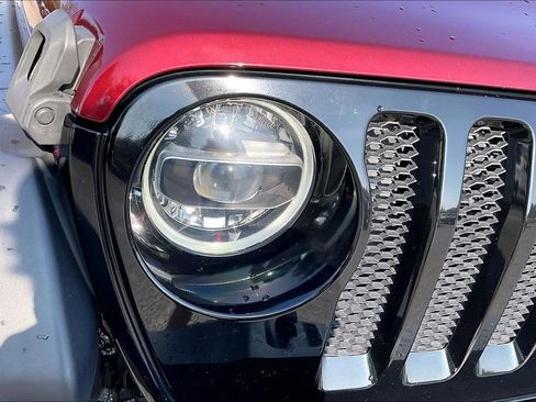 Used 2021 Jeep Wrangler Unlimited Sport AWD/4WD image 29