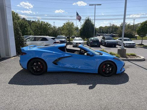Used 2020 Chevrolet Corvette Stingray Preferred Cpe w/ 2LT Preferred Equipment Group RWD image 5