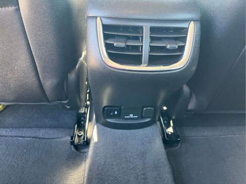 Used 2024 Chevrolet Malibu LT FWD image 29