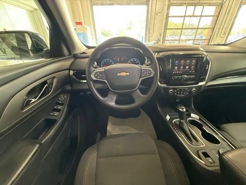 Used 2020 Chevrolet Traverse LS w/ LPO, Floor Liner Package FWD image 21