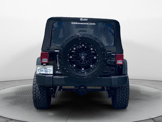 Used 2015 Jeep Wrangler Rubicon w/ Power Convenience Group AWD/4WD image 4
