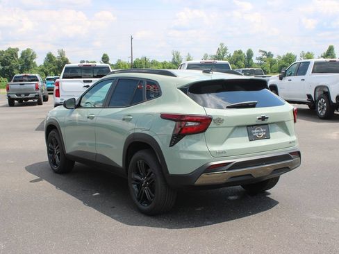 New 2026 Chevrolet Trax ACTIV FWD image 7