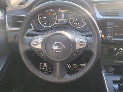 Used 2019 Nissan Sentra SV image 14
