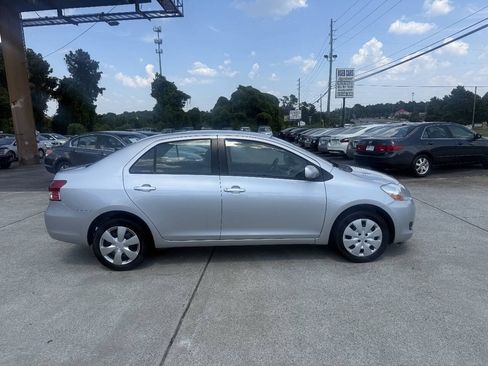 Used 2010 Toyota Yaris Sedan FWD image 8