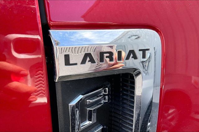 Used 2022 Ford F350 Lariat w/ Lariat Ultimate Package AWD/4WD image 6