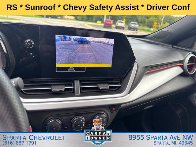Used 2025 Chevrolet Trax RS w/ Sunroof Package FWD image 25