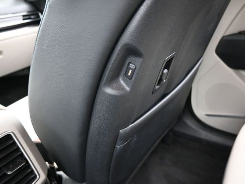 Used 2024 Kia Sportage EX image 37