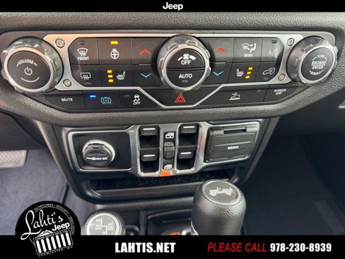 Used 2024 Jeep Wrangler Sport S w/ Convenience Group image 20