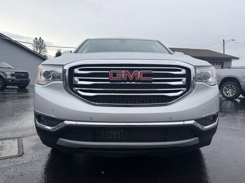 Used 2017 GMC Acadia SLT image 8