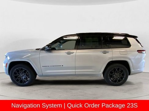 New 2025 Jeep Grand Cherokee L Summit w/ Advanced Protech Group IV image 2