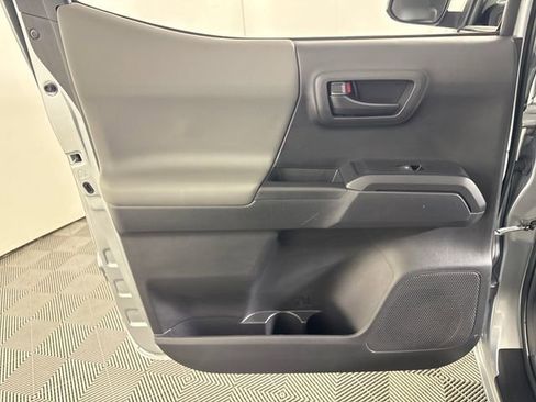 Used 2023 Toyota Tacoma SR AWD/4WD image 23