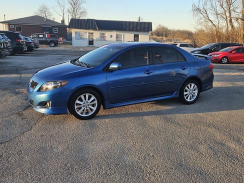 Used 2010 Toyota Corolla S image 2
