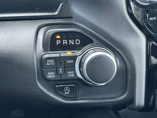 Certified 2025 RAM 1500 Big Horn AWD/4WD image 15