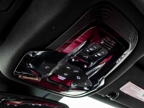 Used 2022 Alfa Romeo Giulia Veloce image 36