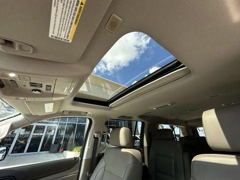 Certified 2020 GMC Yukon XL SLT w/ HD Trailering Package RWD image 29