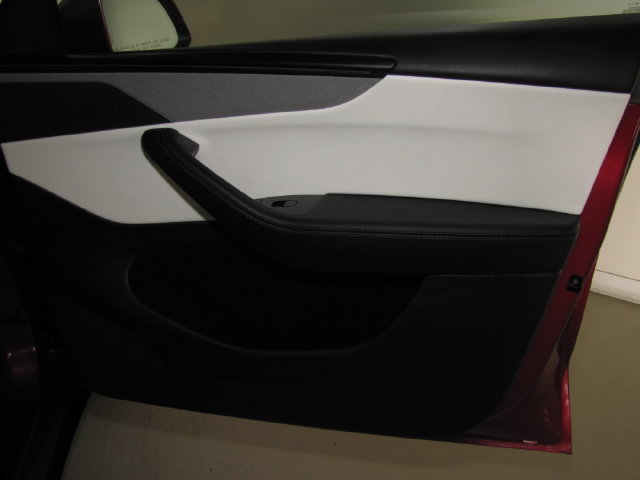 Used 2026 Tesla Model Y Long Range AWD/4WD image 39