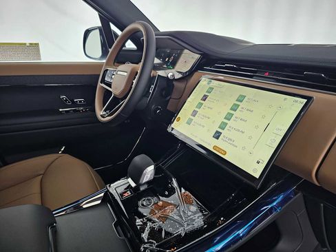 New 2026 Land Rover Range Rover Sport Dynamic SE image 11