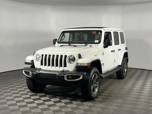 Used 2023 Jeep Wrangler Sahara w/ Cold Weather Group image 3