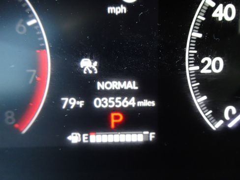 Used 2025 Honda Pilot EX-L image 22